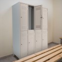 Metall-Spind mit 4 Fächern Loch Garderobe Angebot