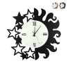 Handgefertigte runde Wanduhr aus Metall Sonne und Sterne Ceart Verkauf