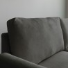 Moderne nordische 3-Sitzer-Sofa im essentiellen Stil, graues Folkerd-Gewebe.