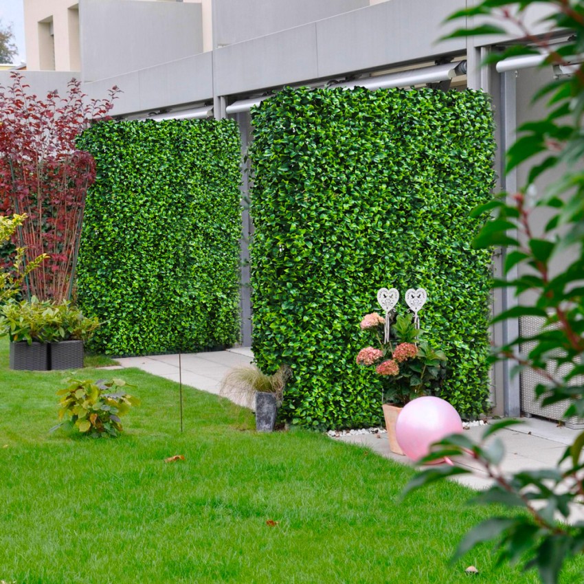  Vernas: Künstliche Hecke  