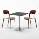 Schwarz Tisch Quadratisch 60x60 mit Stahlfuß Bunte Stühle Restaurant Pistachio Maße