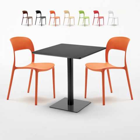 Schwarz Tisch Quadratisch 70x70 cm Bunte Stühle Restaurant Kiwi