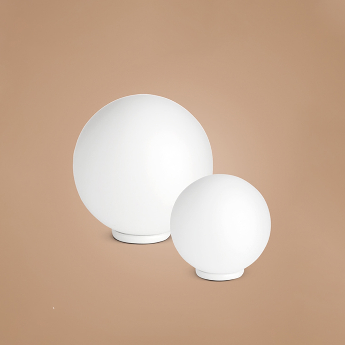 Tischlampe aus weißem Glas, rund, Ø20cm Area S Aktion Tischlampe aus weißem Glas, rund, Ø20cm Area S Aktion