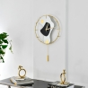Wanduhr modern 42x67cm aus goldfarbenem Metall mit Pendel Bynok Verkauf