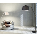 Moderne Stehlampe in Schwarz und Gold mit Stoffschirm Kepas Angebot
