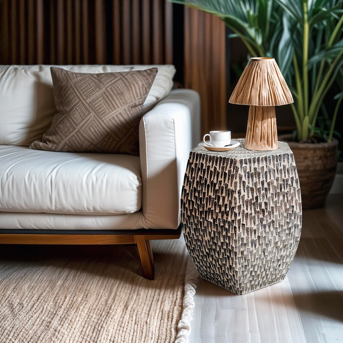 Tisch sechseckig, modernes Design mit Perlmutt-Intarsien Tari Aktion Tisch sechseckig, modernes Design mit Perlmutt-Intarsien Tari Aktion