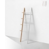 Moderne Holz-Handtuchleiter Olaf für das Badezimmer Aktion