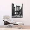 Leinwanddruck Schwarz-Weiß By the Manhattan Bridge Gasoline Images Sales