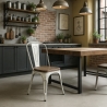Metallstühle im industriellen Vintage-Stil mit weißer Oberfläche und Holzplatte: Steel Old Wood. Sales