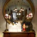Weihnachtliche Tischlampe Krippenhaus Skandinavisches Design Slide Kolme Angebot