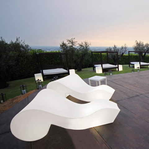 Beleuchtete Chaiselongue modernes Design im Freien Garten Terrasse Rokoko Slide Aktion