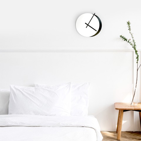 Moderne minimalistische runde Wand uhr in Weiß und Schwarz Eclissi Aktion