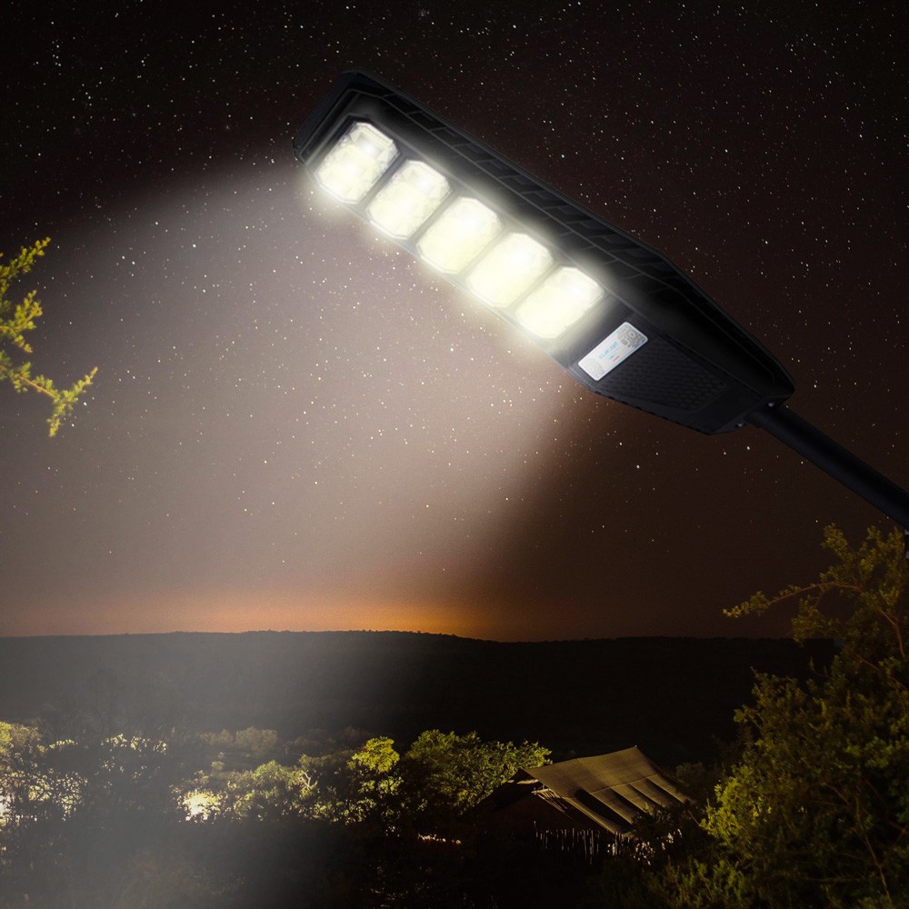 Solar-Straßenleuchte LED 300W mit Fernsteuerung und Seitensensor Solis XL