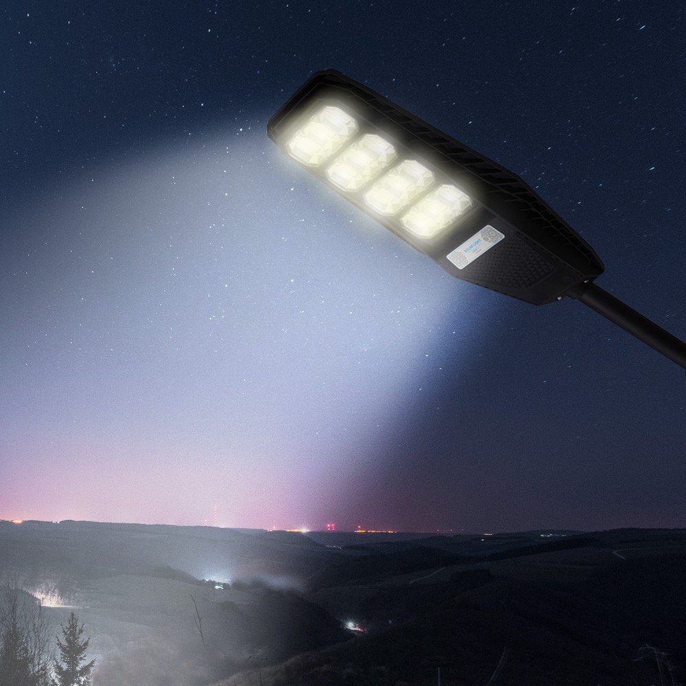 Straßenlaterne mit 200W Solar, Sensor und Fernbedienung Solis L.